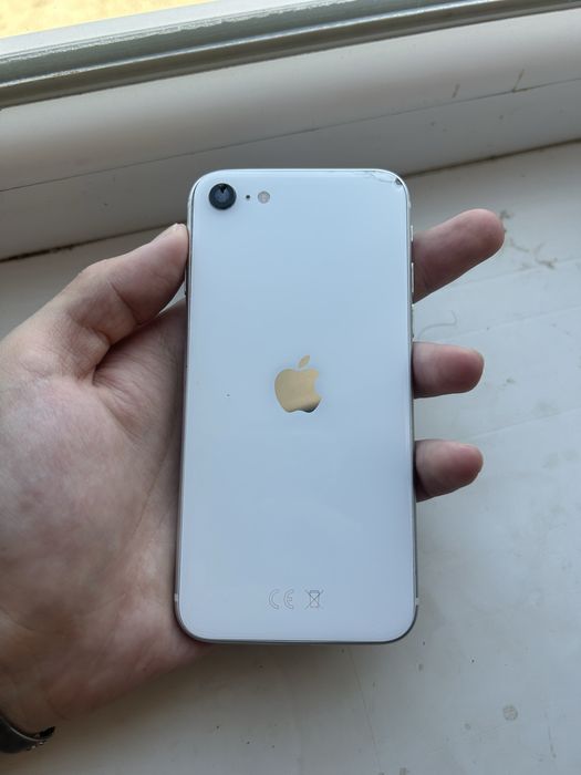 Iphone SE 2020 64гб