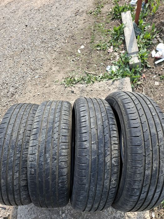 Продам шины 225/60/18 сайлун