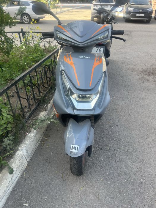 Скутер смарт 125