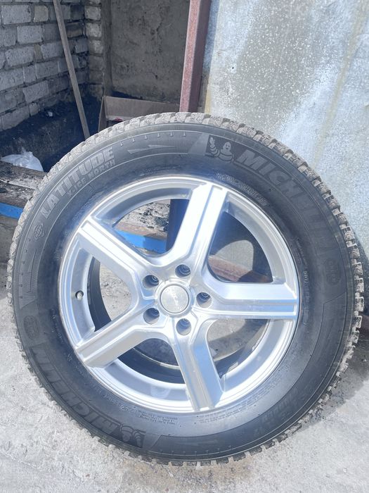 Колеса R17 в сборе