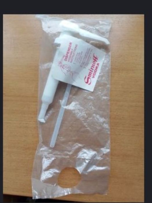 Трофеи от диви и домашни животни, дървена стойка за дискове.