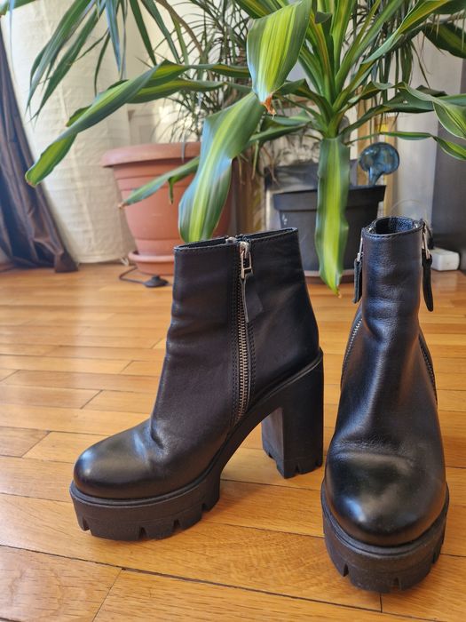 Кожени боти на висок дебел ток 37 номер