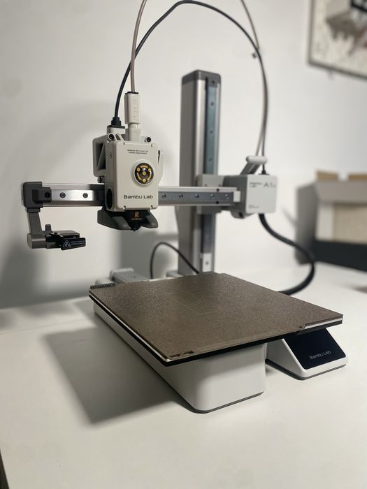 Bambu Lab A1 mini 100h impecabil