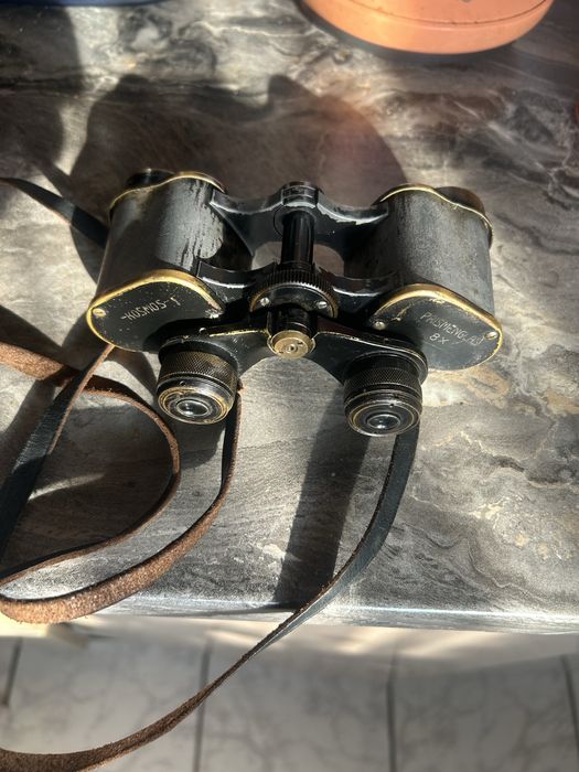 Binoclu Kosmos prismenglas 8X