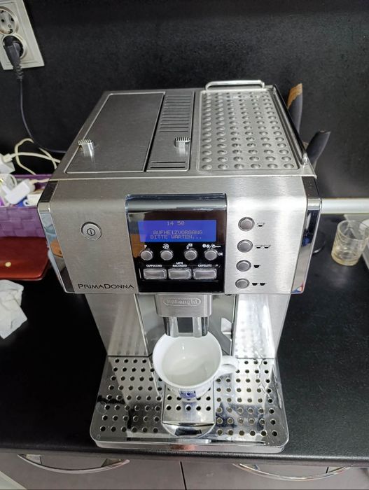 Кафемашина Робот Delonghi Prima Donna
