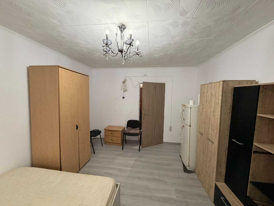 Garsoniera de inchiriat