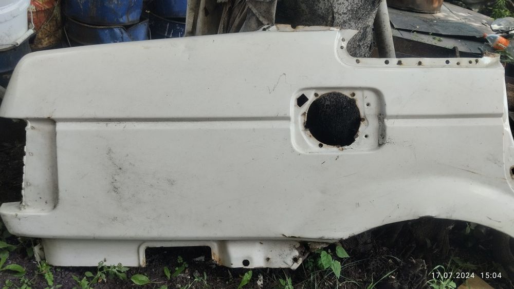 Заднее крыло пасат б3 продам