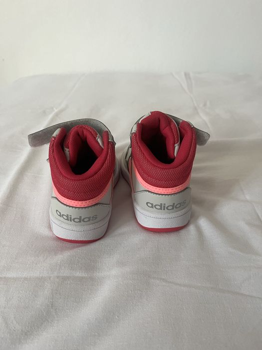 ADIDAS детски маратонки