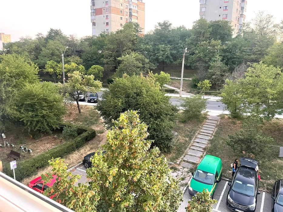 Vând apartament 3 camere Pitești