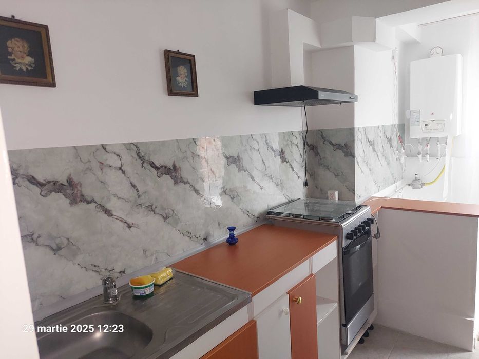 ofer spre inchiriere apartament 2 camere,etaj 4,zona Tiglina 2