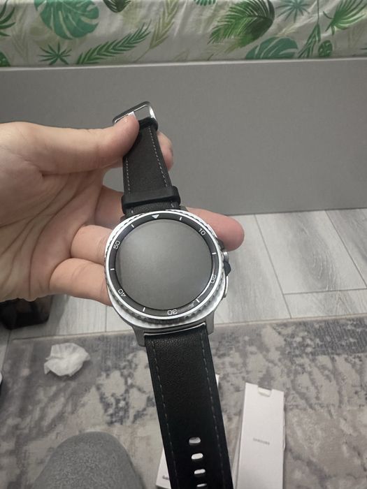 Срочно продам Galaxy Watch8 Classic