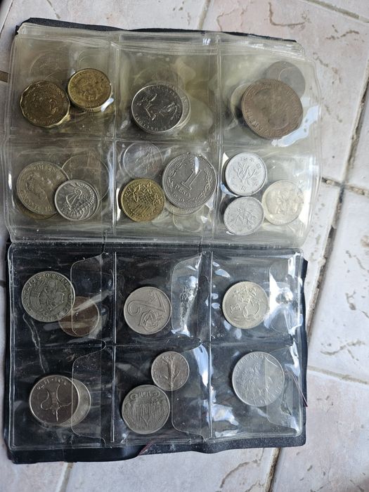 Продам монеты коллекционные