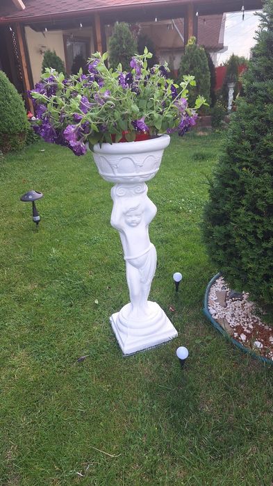 Decoratiuni-pitici-figurina gradina din beton