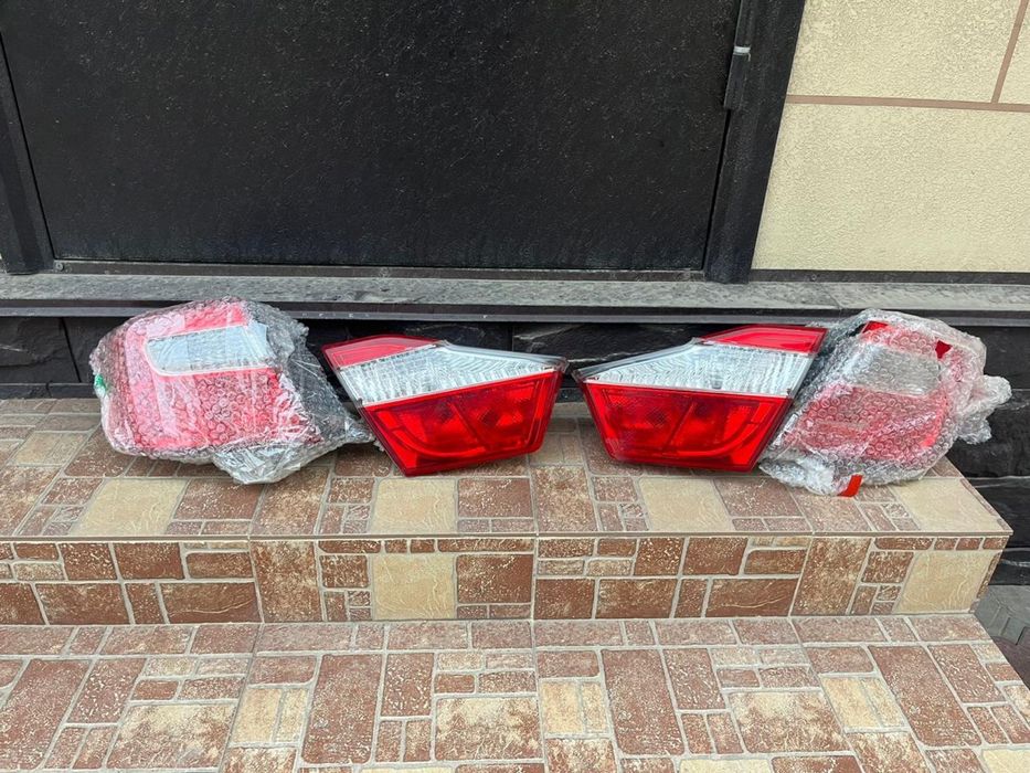 Продам фонари задние фонари на камри