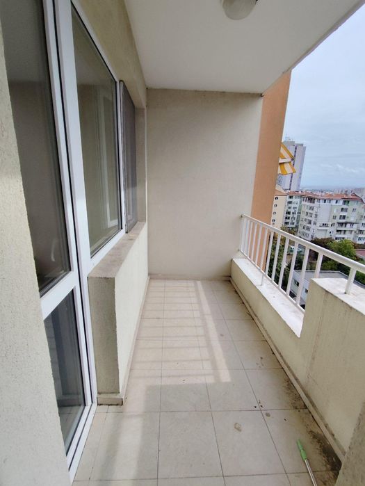 Продава се Двустаен апартамент в Бургас, Славейков - 76 кв.м за 1573 €/кв.м - Снимка #16