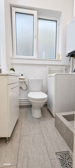 Proprietar – inchiriez garsonieră renovată, centrală proprie, Cișmigiu
