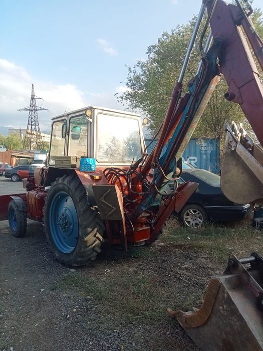 Продам экскаватор ЮМЗ, 1990г.в