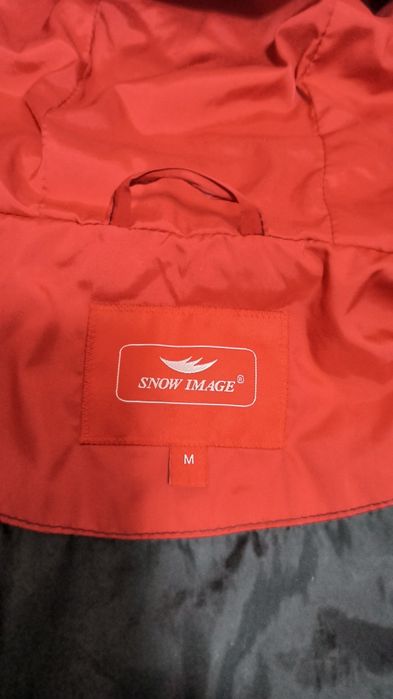 Продам женские весении куртки