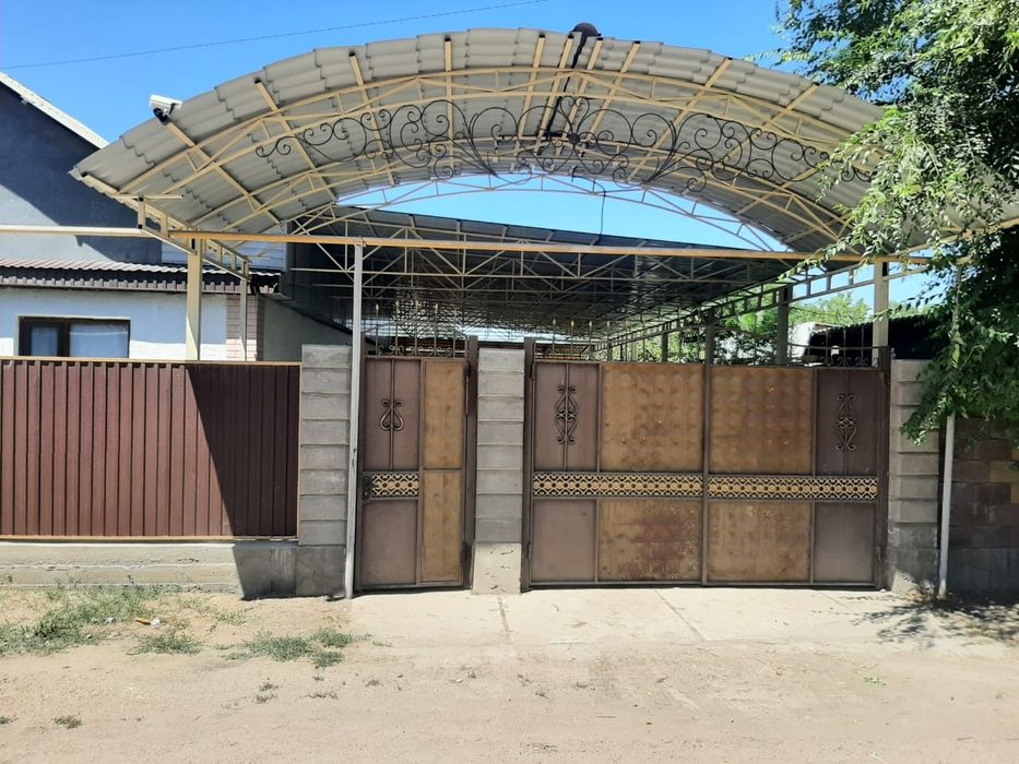 Продаю частный дом в городе Шу