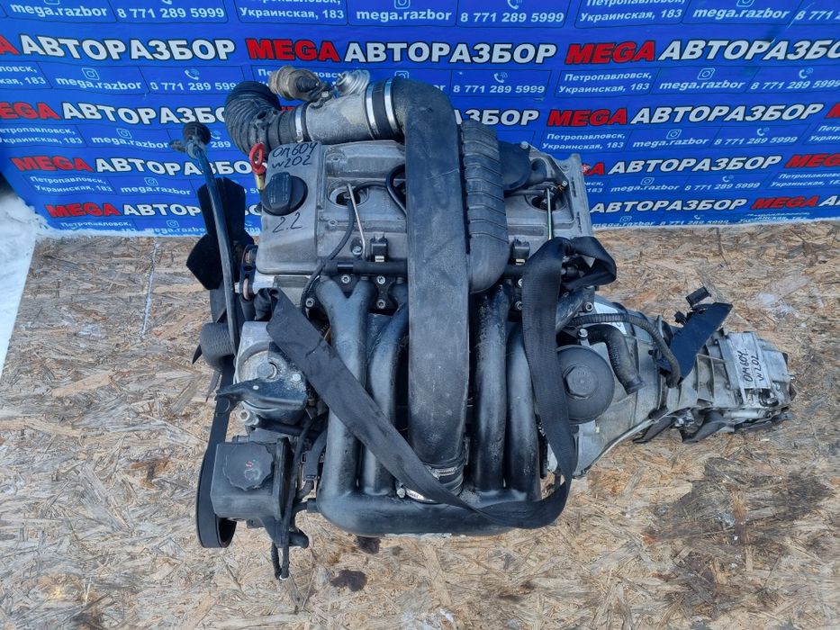 Двигатель OM604 на Mercedes W202.