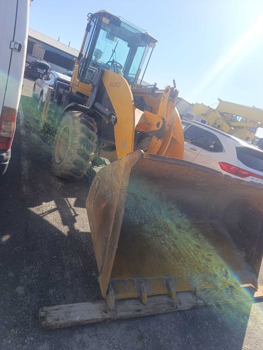 Погрузчик Сотилади. 1.5 куб