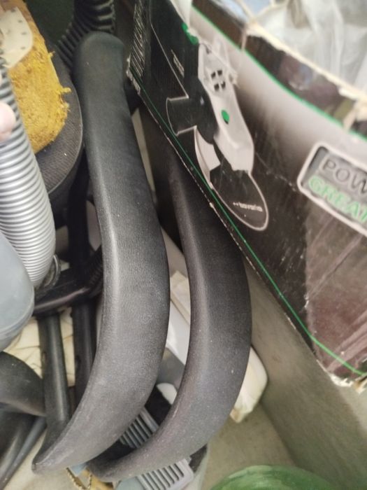 Продавам подлакътници