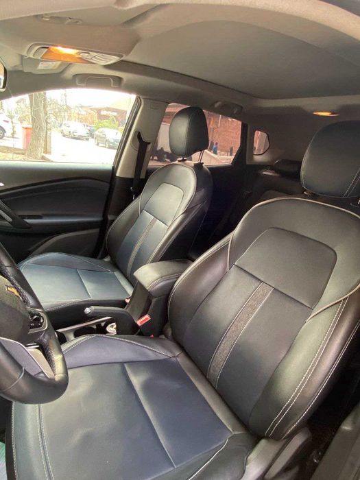 Сотувда Tracker-2 Premier 2023 йил, холати зур.