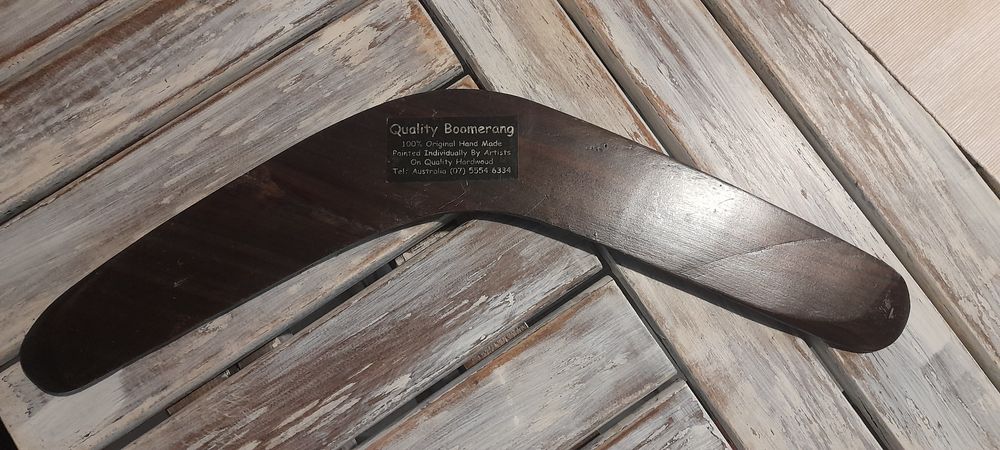 Автентичен Австралия бумеранг ръчно рисуван