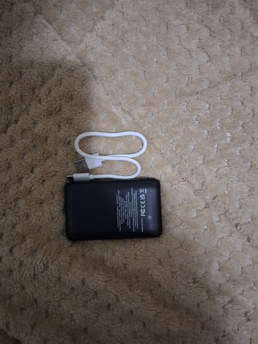 Продавам външна батерия