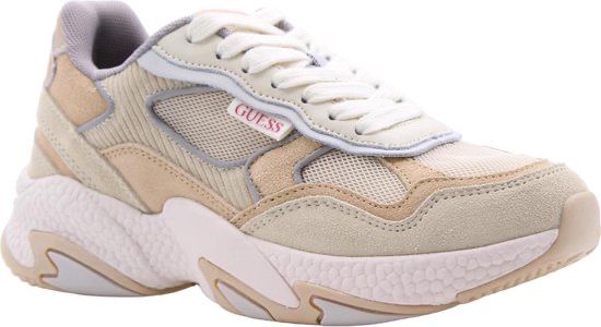 Дамски спортни обувки Guess – размер 39