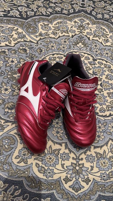 Mizuno original boots