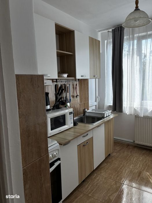 Apartament cu 2 camere de închiriat in Tg. Mureș (aproape de UMF)