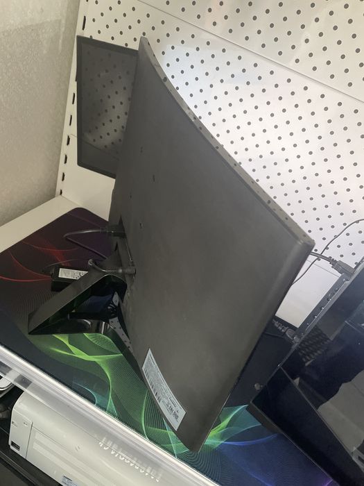 Монитор Samsung 24", HDMI, VGA