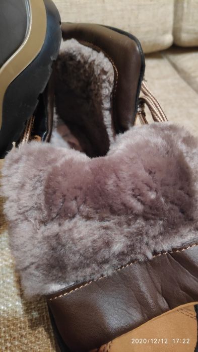 Продаются ботинки зимние