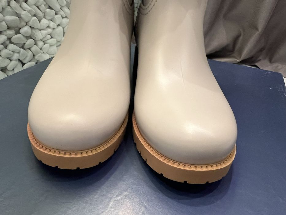 Гумени боти Menghi