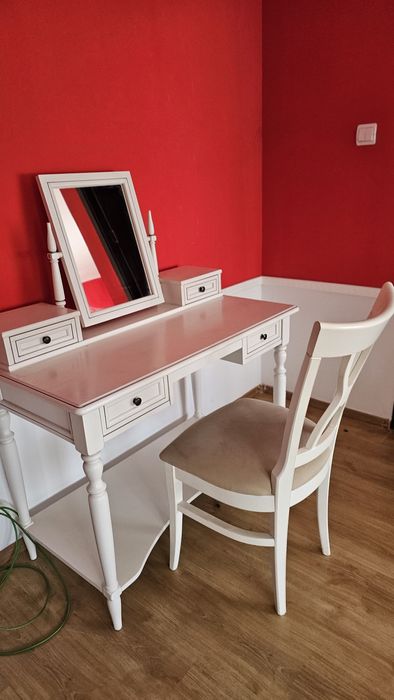 Masa de toaleta alba cu oglinda