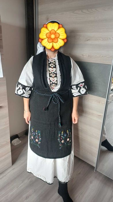 Автентична македонска носия