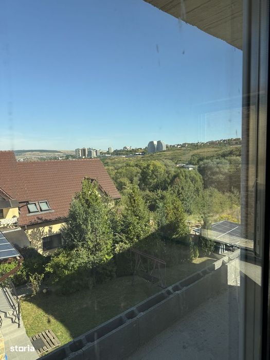 Apartament 4 camere, 127 mp, 4 balcoane, str. Campului, semifinisat