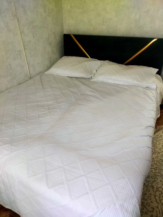 Продам кровать 1,5