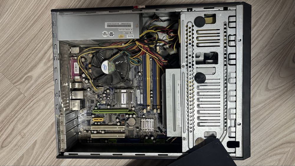 2x Unități  carcasa PC DDR2 – fără RAM/HDD – pentru proiecte / piese / NAS