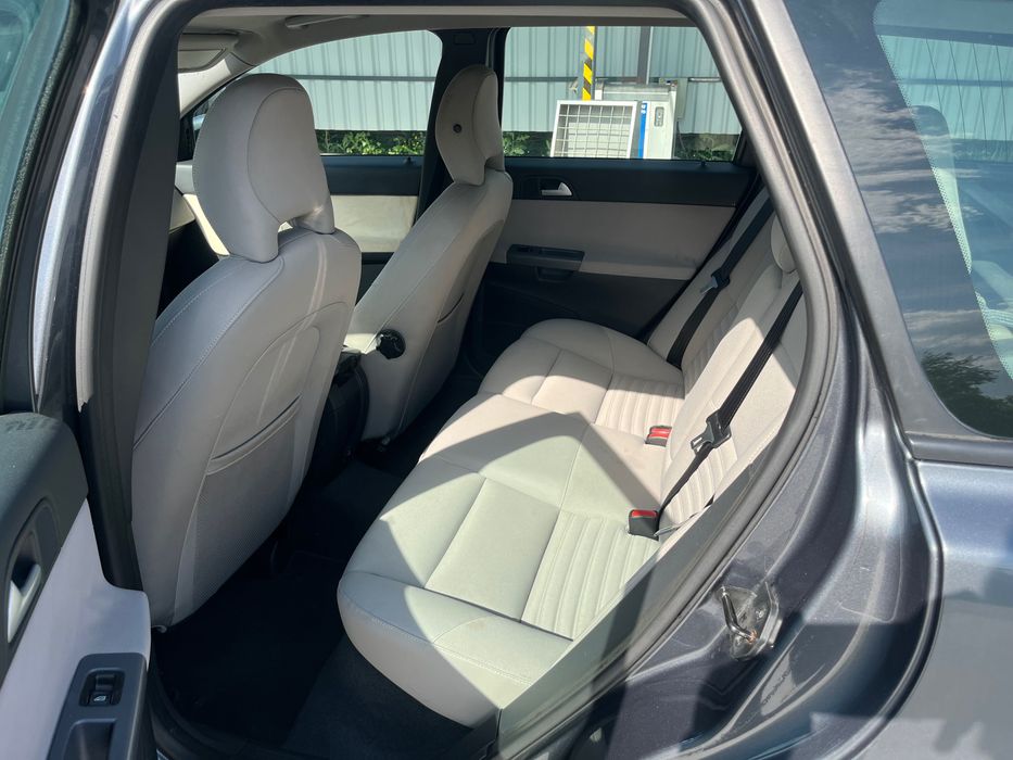 Volvo V 50 stare impecabilă
