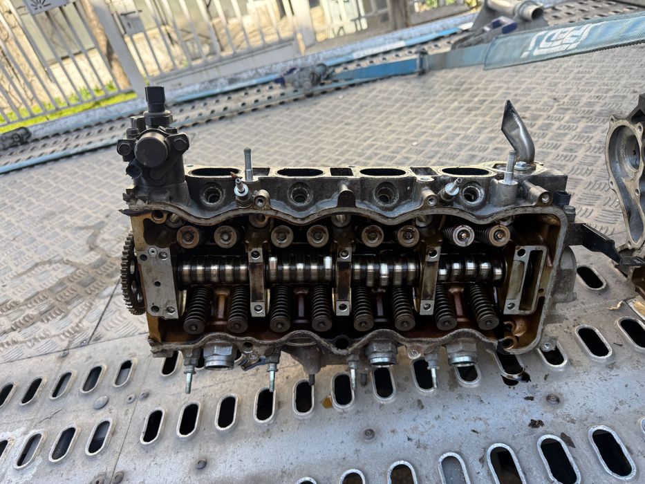 Глава , двигател,  Хонда , R20a2