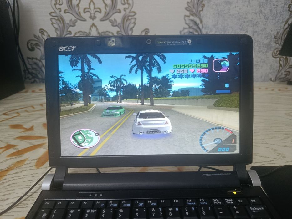 Netbuk Acer. Arzon sotiladi