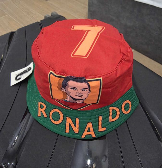 Шапка + фигурка Промоция  Роналдо Меси Ямал Мбапе 2025 подарък за деца