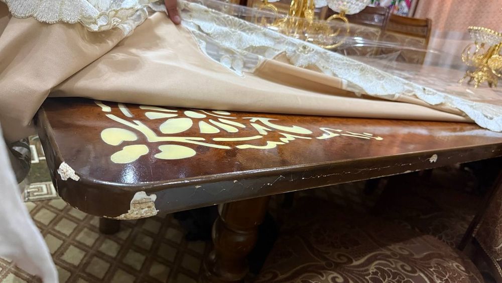 Стол стул сотилади