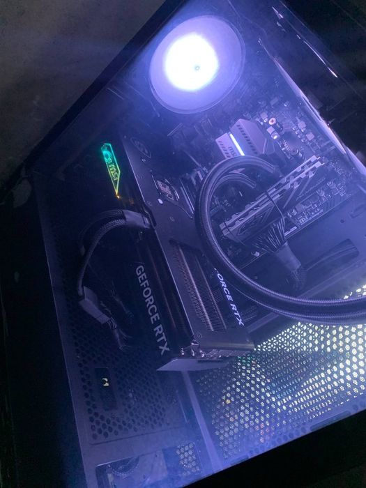 Kompyuter sotiladi 4070TI super bilan