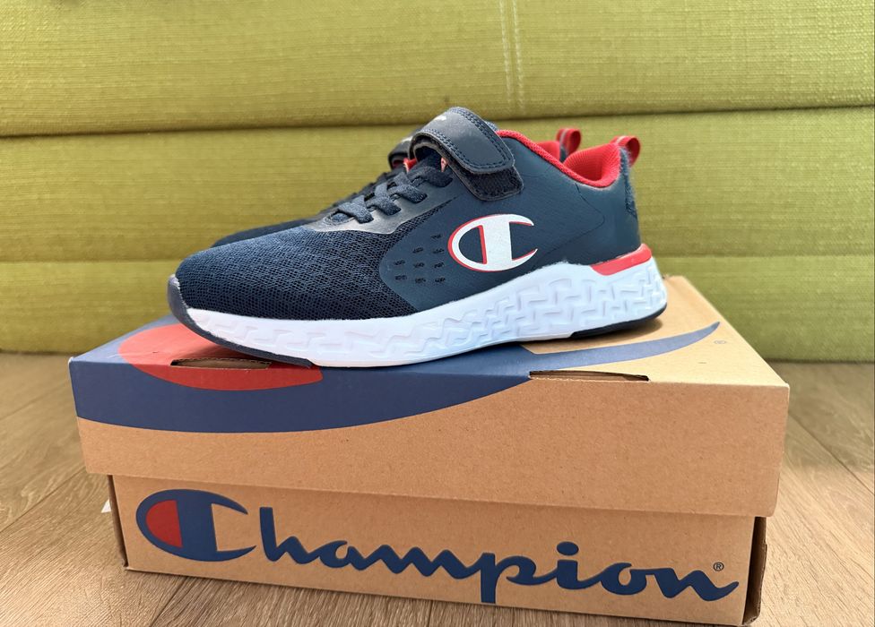 Champion Нови детски маратонки номер 35