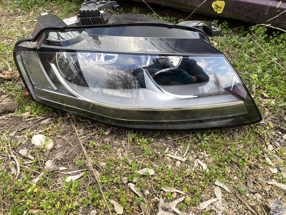 Far Audi A4 B8 2007 - 2011 far dreapta