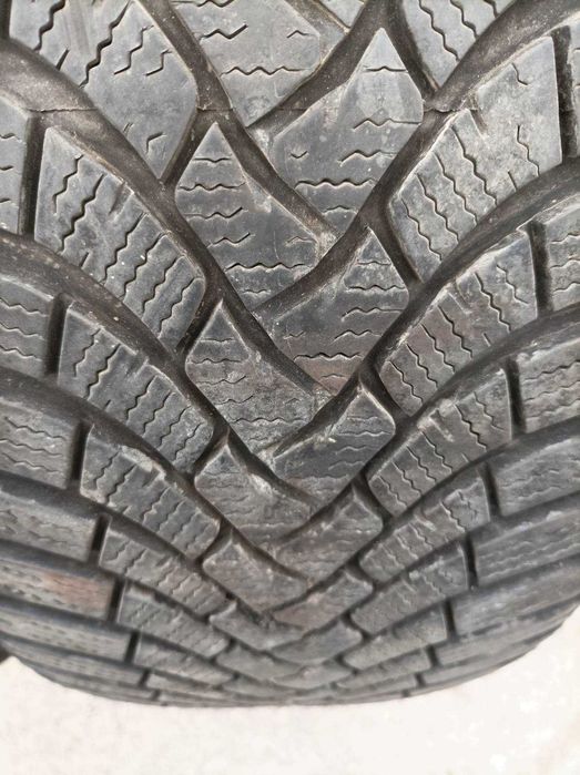 2 бр Зимни Гуми EUROWINTER 225/55 R17 DOT 2919 ном 27