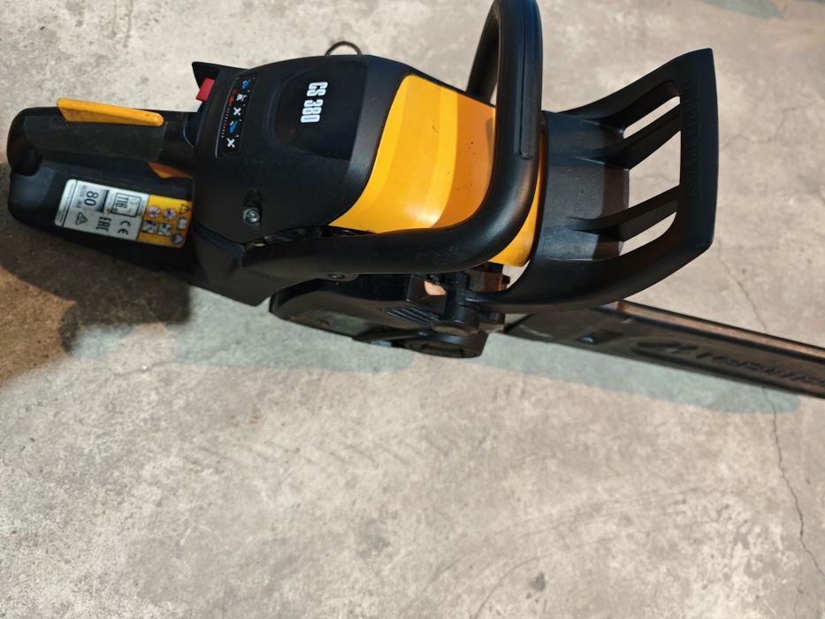 Бензинов трион Маклош за части